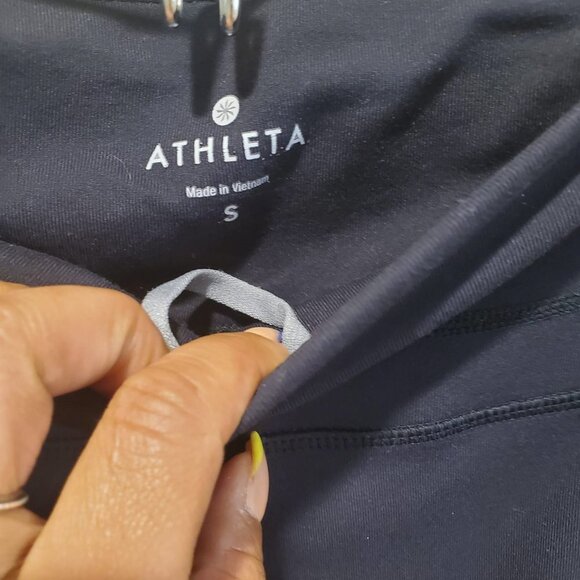 Athleta Black Capri Leggings Size S - Picture 6 of 11